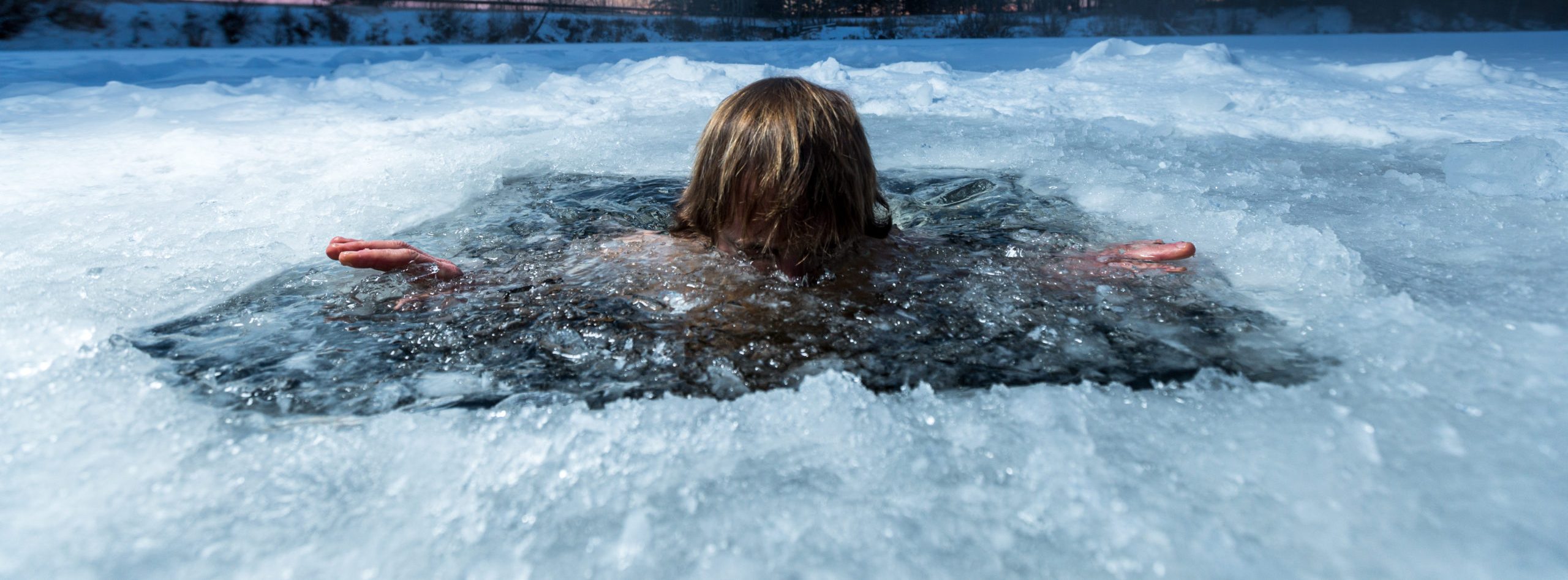 how cold should an ice bath be