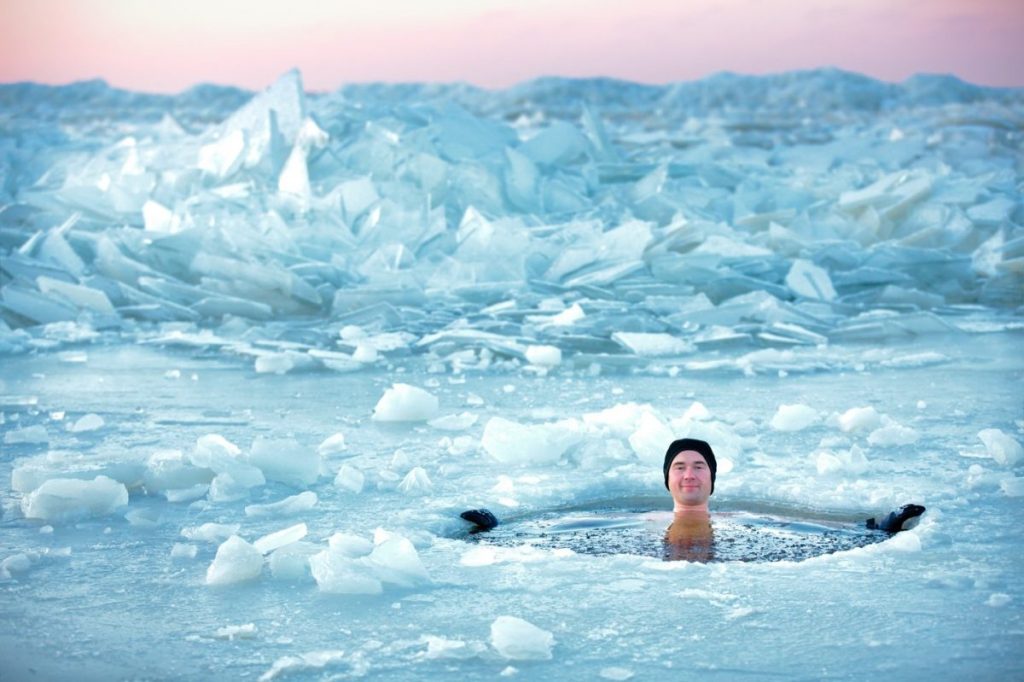 how long should you stay in an ice bath