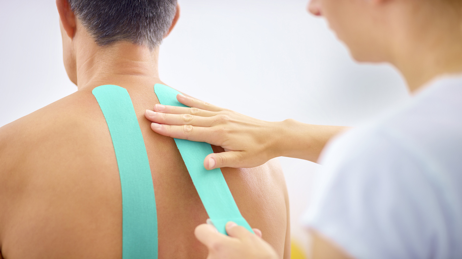 how to apply kinesiology tape to shoulder